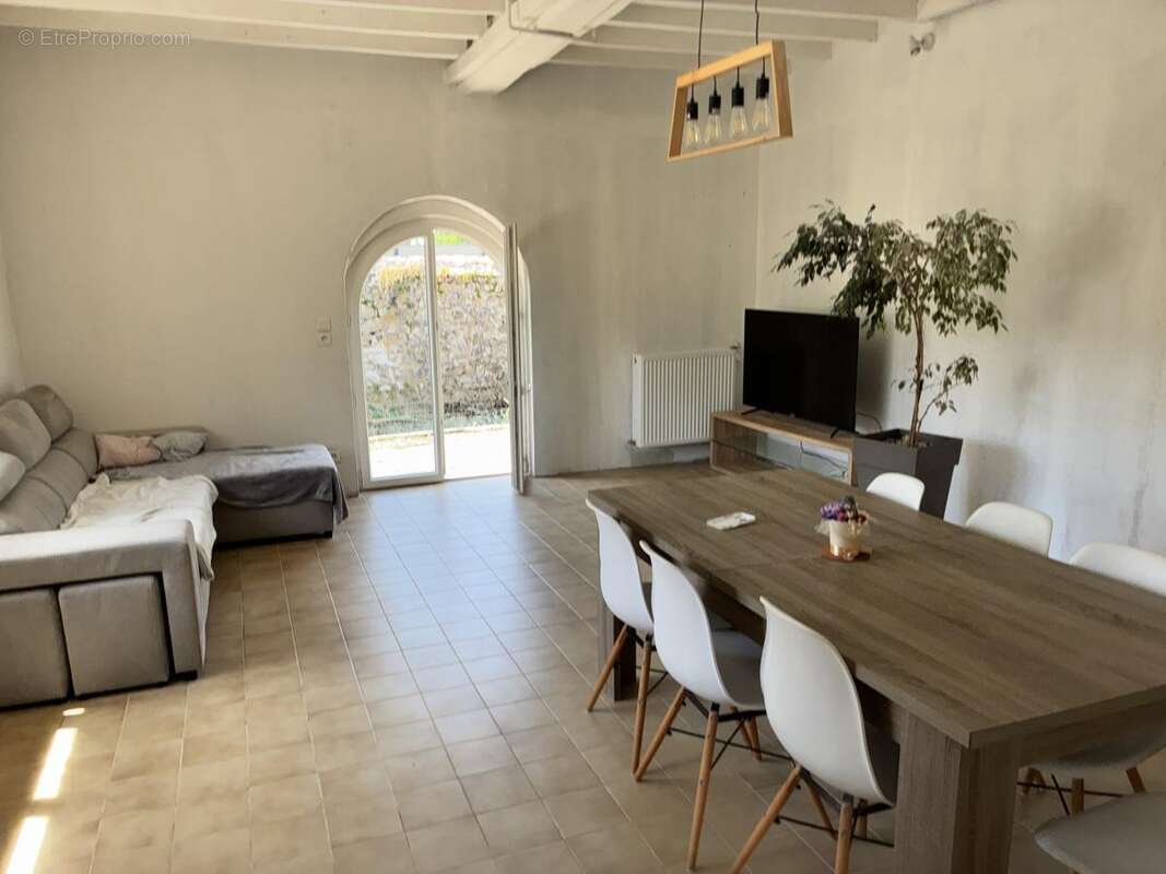 Maison 132 m² à Soulge-Sur-Ouette  - photo 4