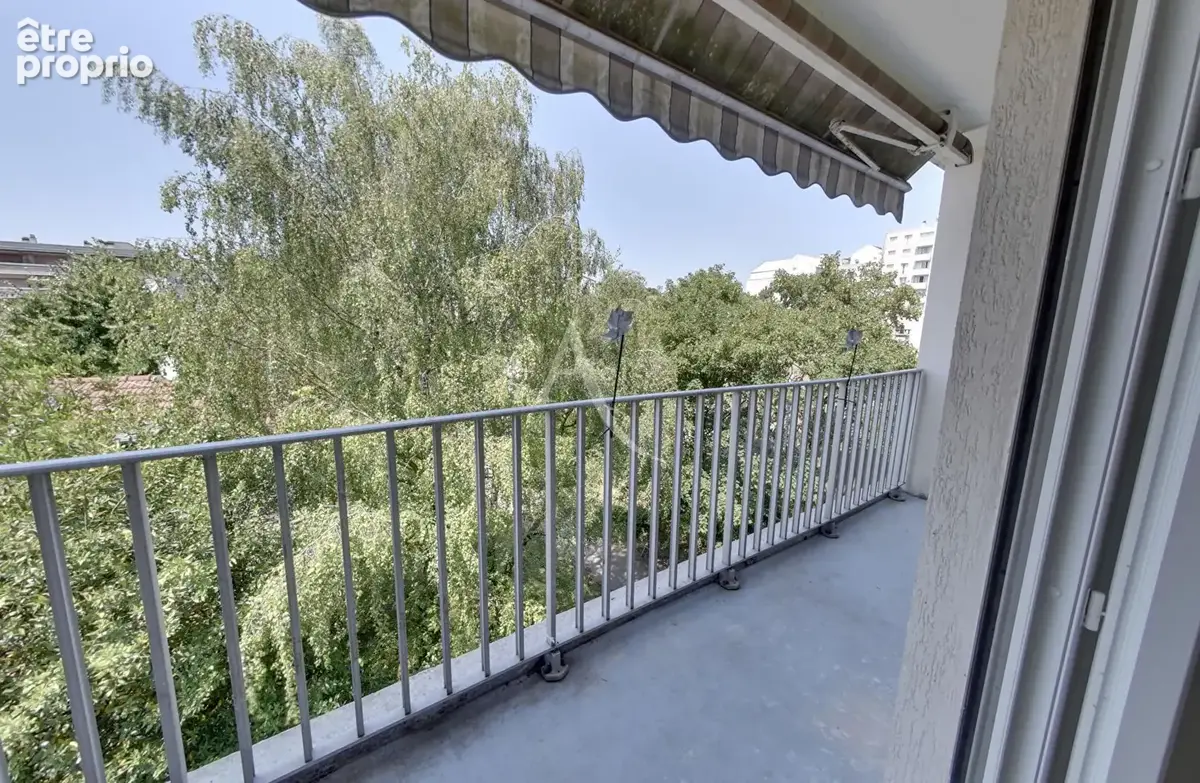 Appartement à NOGENT-SUR-MARNE