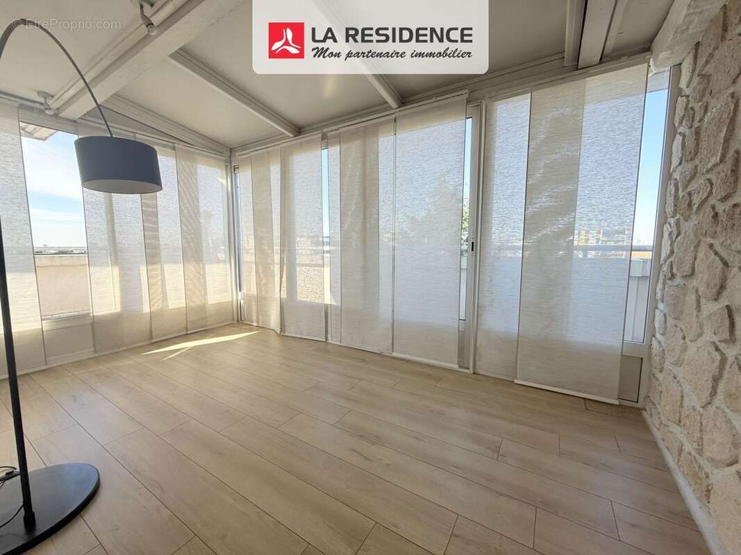 Appartement à VELIZY-VILLACOUBLAY