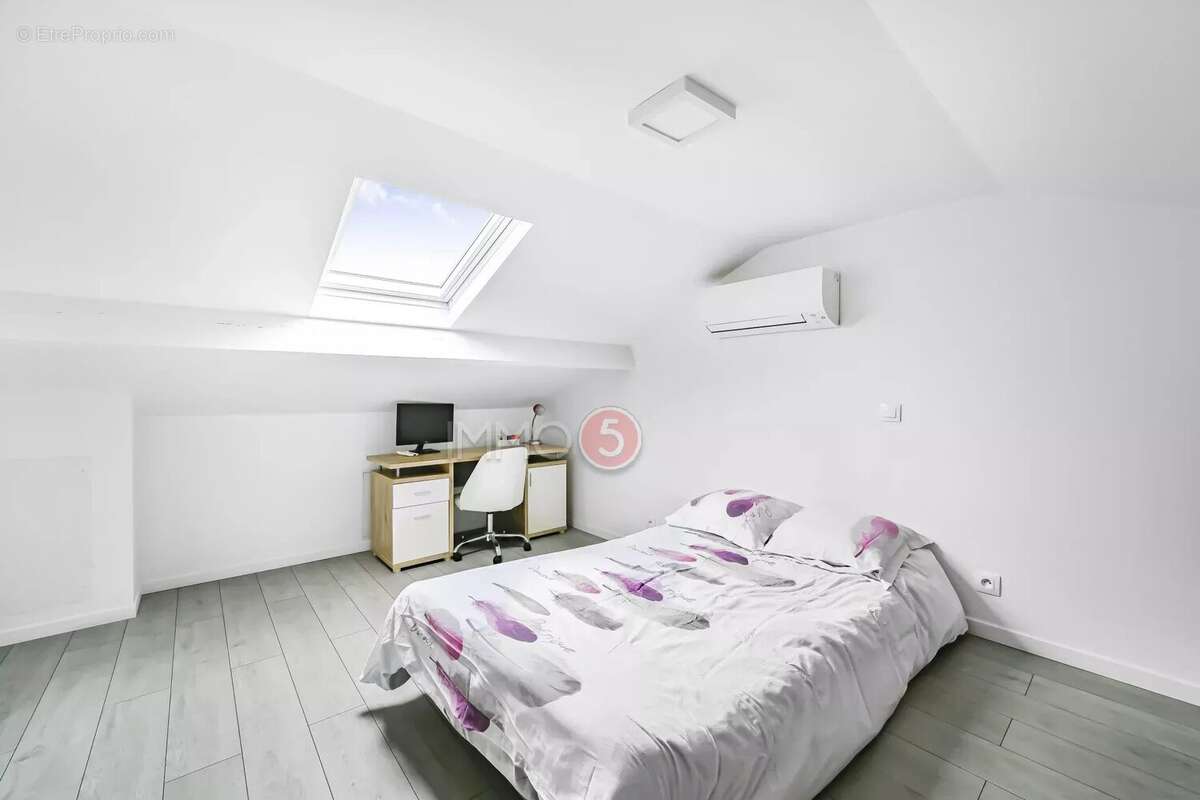 Maison à LES PAVILLONS-SOUS-BOIS