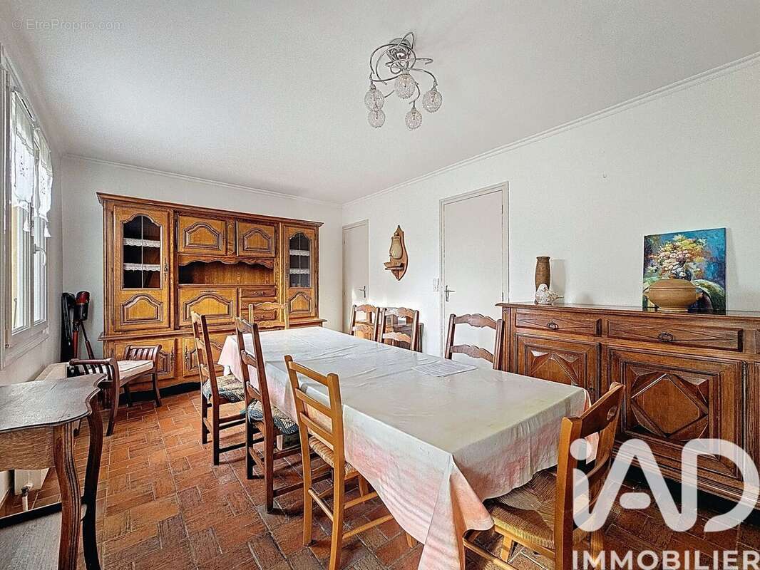 Photo 5 - Maison à LACHAPELLE-AUX-POTS