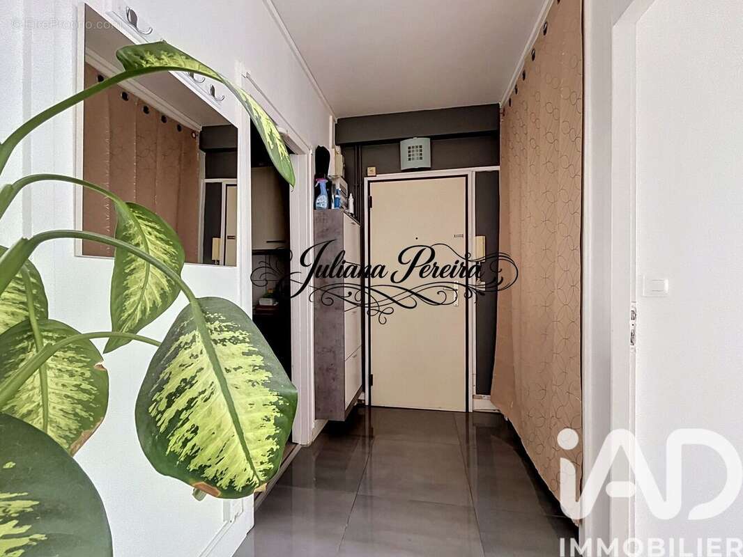 Appartement 55 m² à Aubergenville  - photo 4