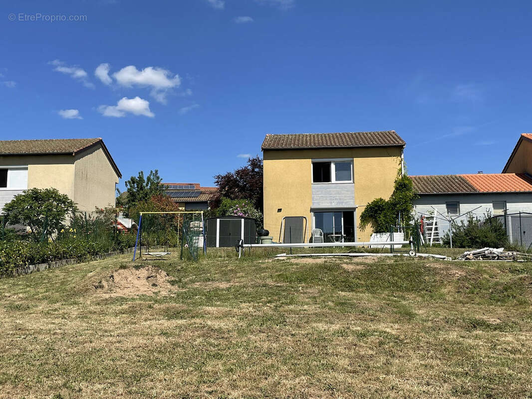 Photo 8 - Maison à AMPLEPUIS