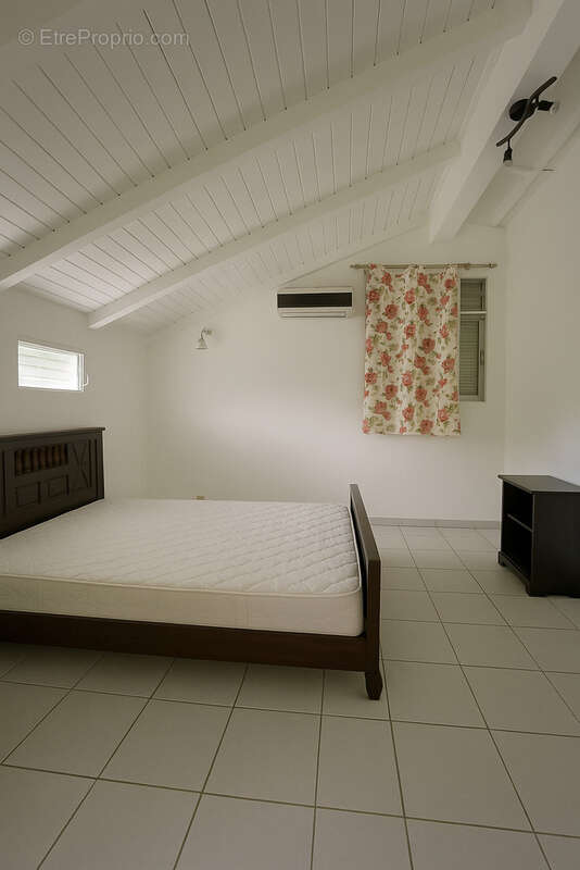 Maison à CAPESTERRE-BELLE-EAU