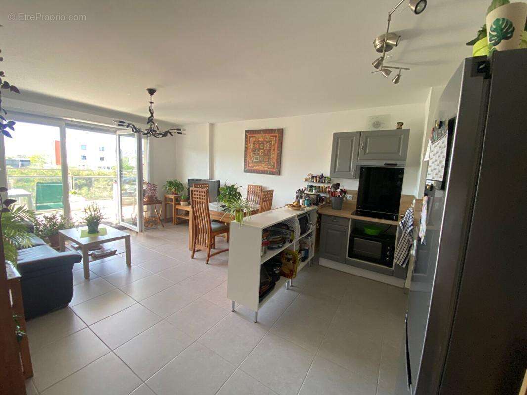 Appartement à MARSEILLE-12E