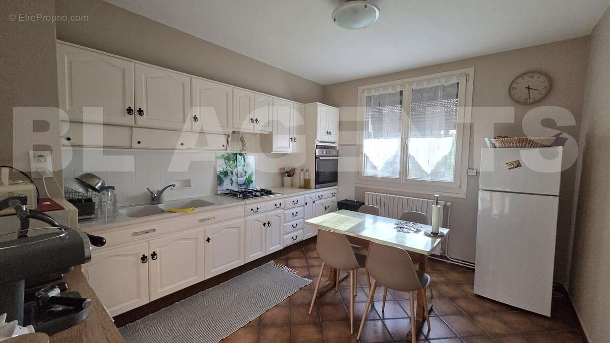 20251201_152626 - Maison à CASTRES