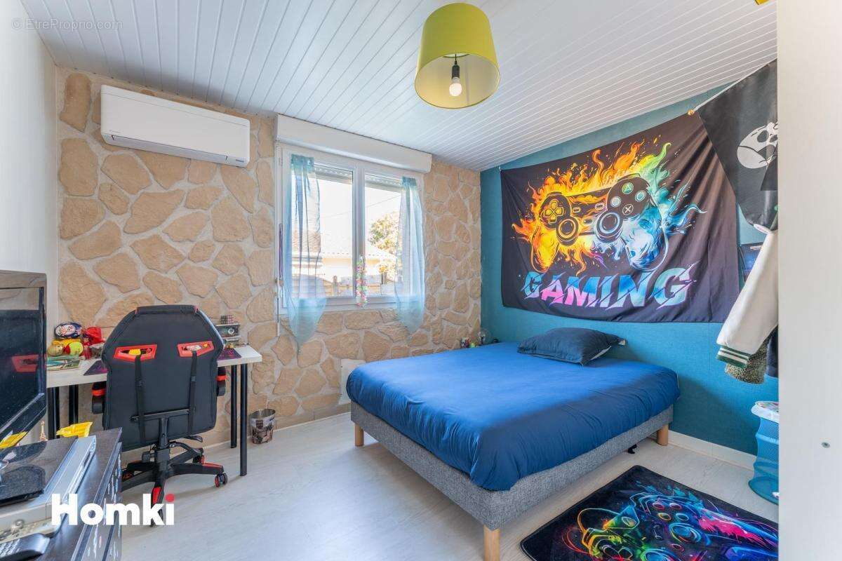 Appartement à SAINT-MEDARD-EN-JALLES