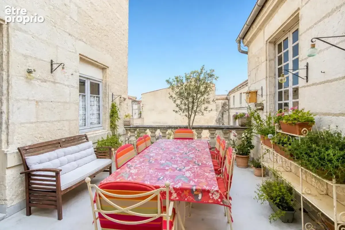 Appartement de 3 pièces de 94 m² à Saintes - photo 11