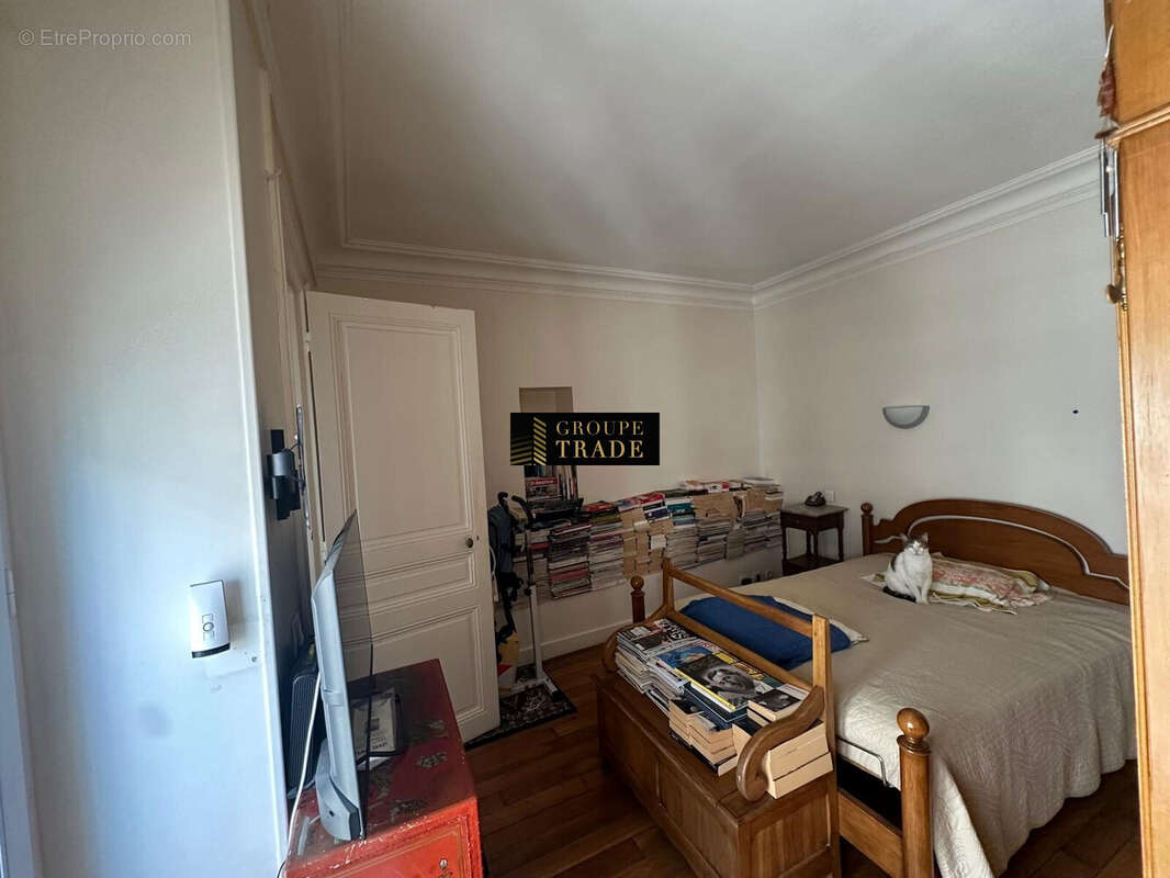 Appartement à PARIS-8E