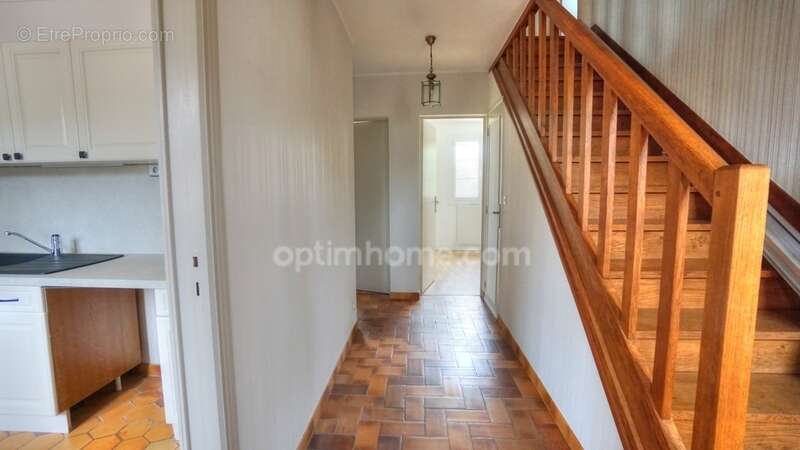 Maison à VERNEUIL-EN-HALATTE