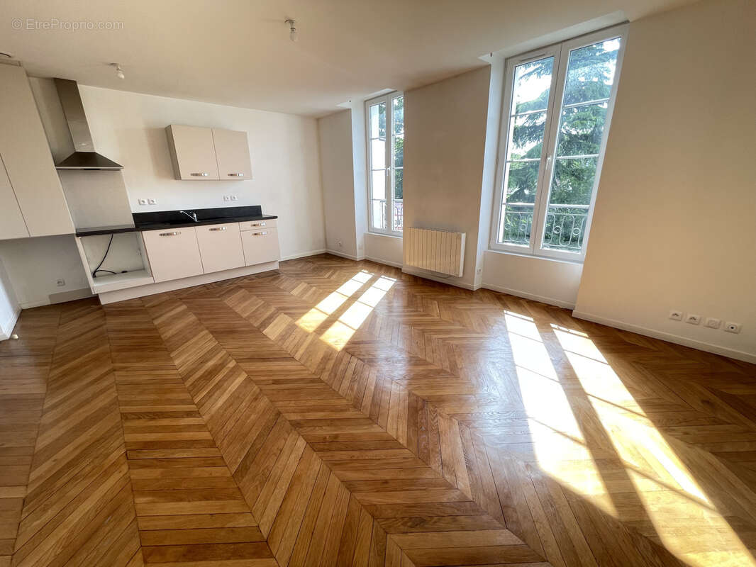 Appartement à SAINT-OUEN-L'AUMONE
