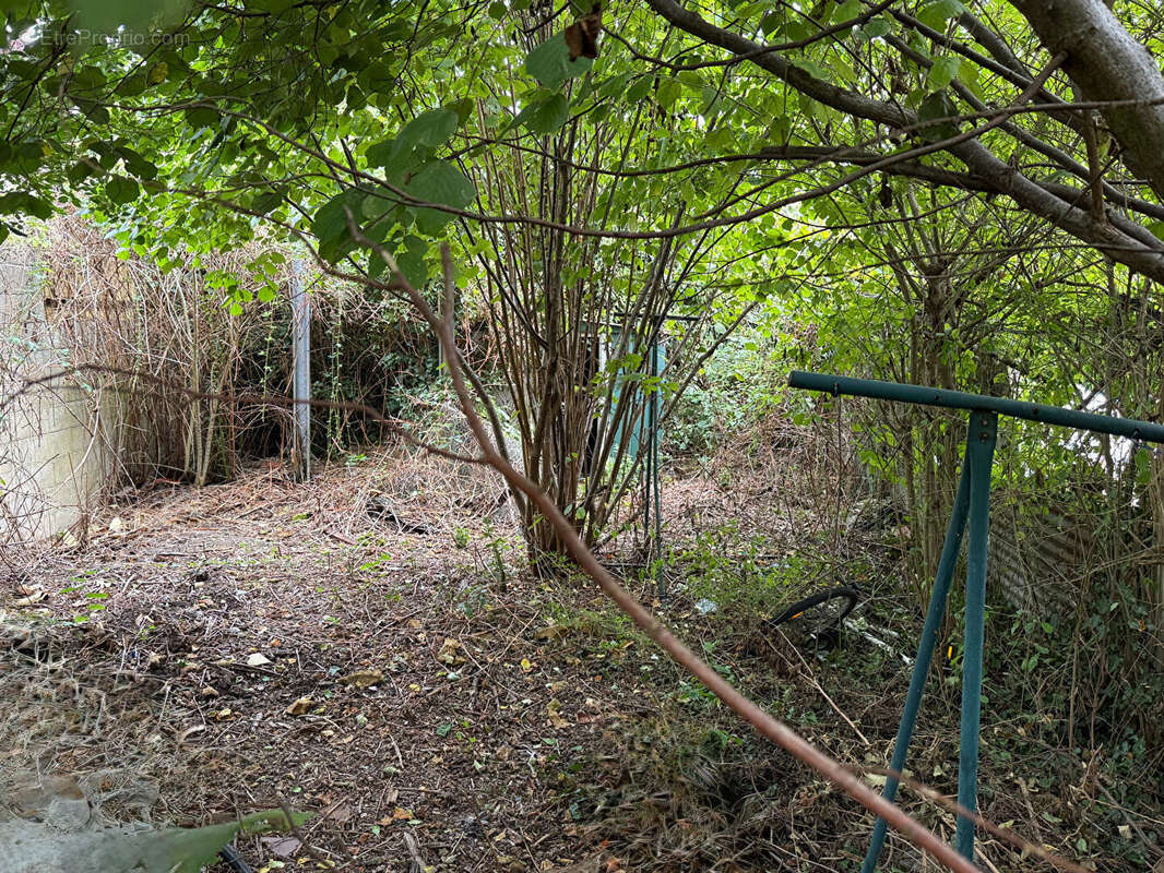 Maison à VERT-LE-PETIT