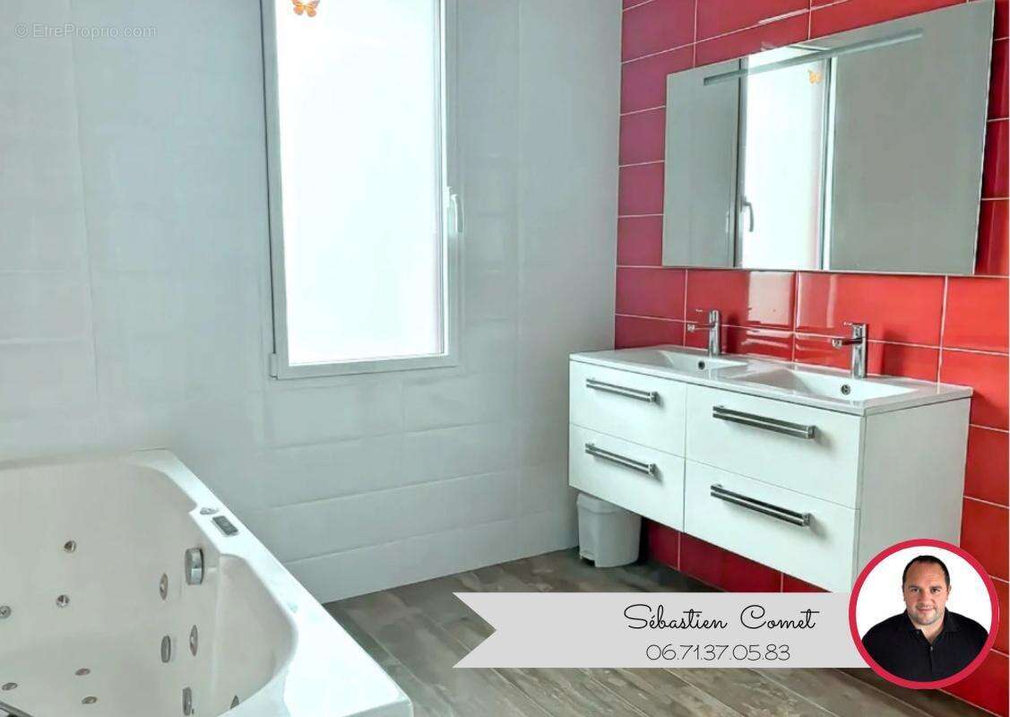 Maison à VIEILLEVIGNE