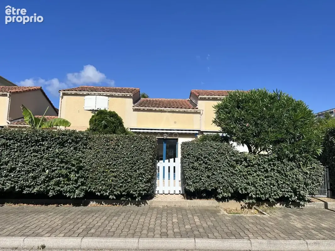 En exclusivité joli Mazet 30 m² hyper centre 83980 LE LAVANDOU - photo 12