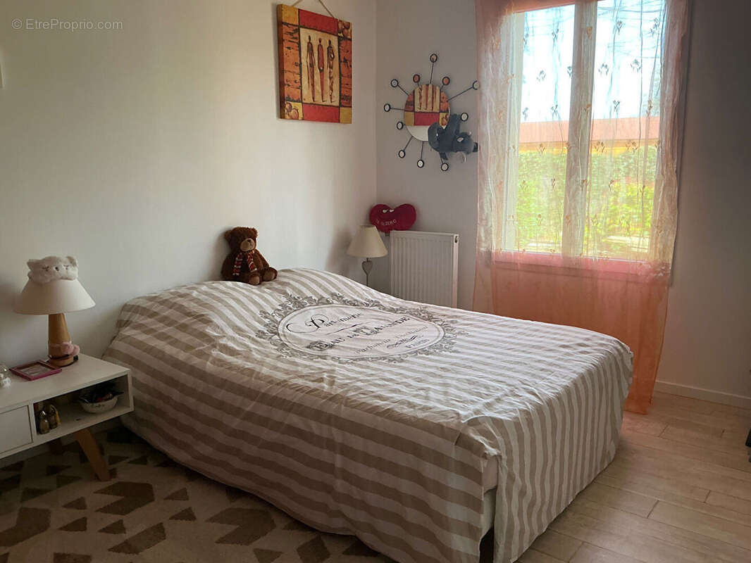 Maison 91 m² à Meillonnas  - photo 7