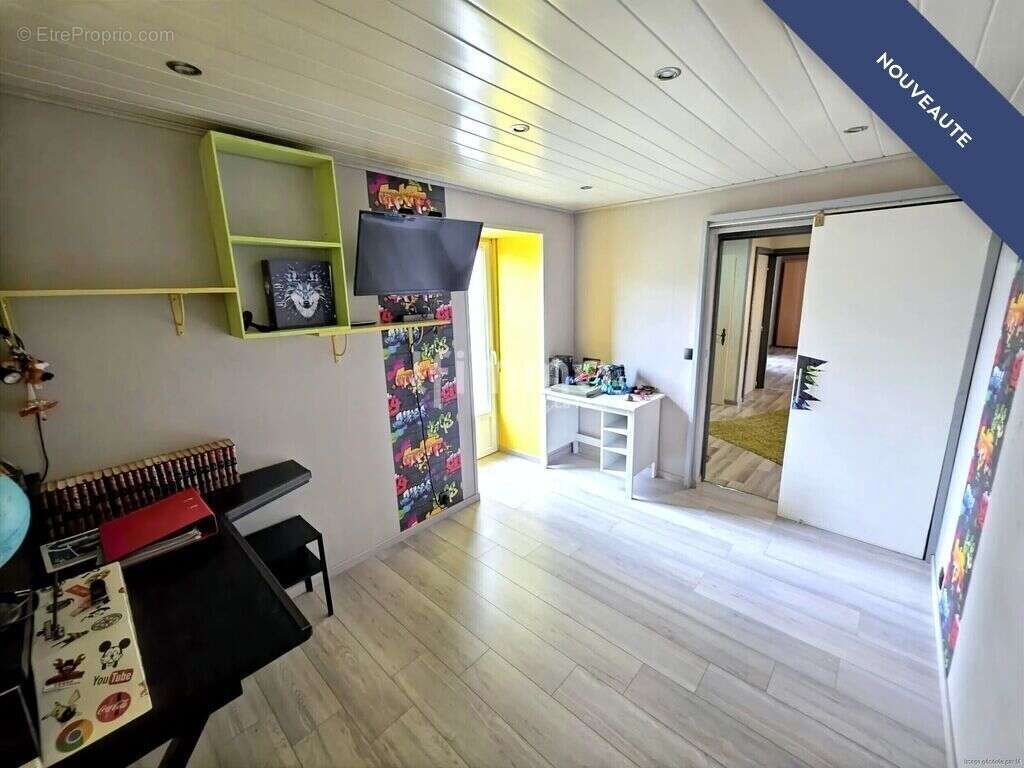 Duplex atypique de 158 m² avec jardin et 2 garages - photo 6