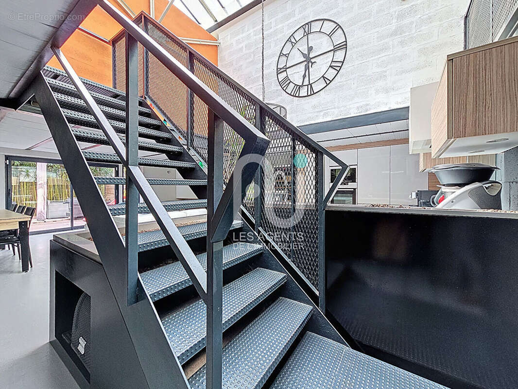 Appartement à ASNIERES-SUR-SEINE