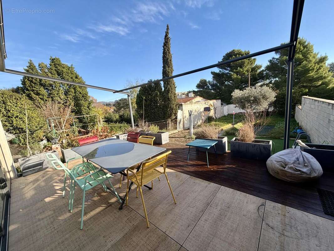 n°2 - Maison à MARSEILLE-13E