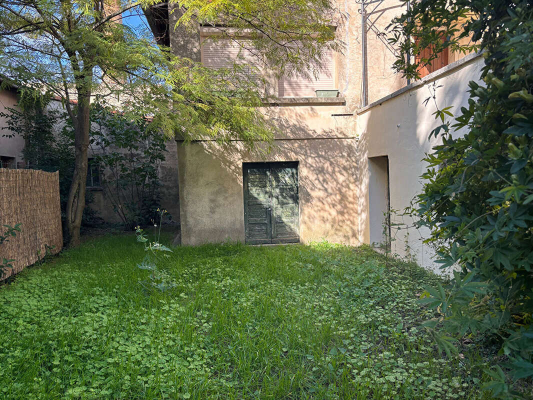 Appartement à APT