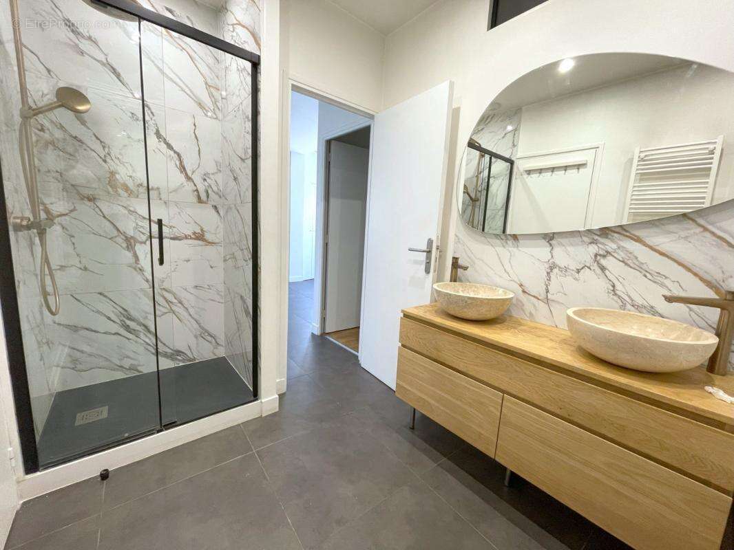 Appartement à BOIS-COLOMBES