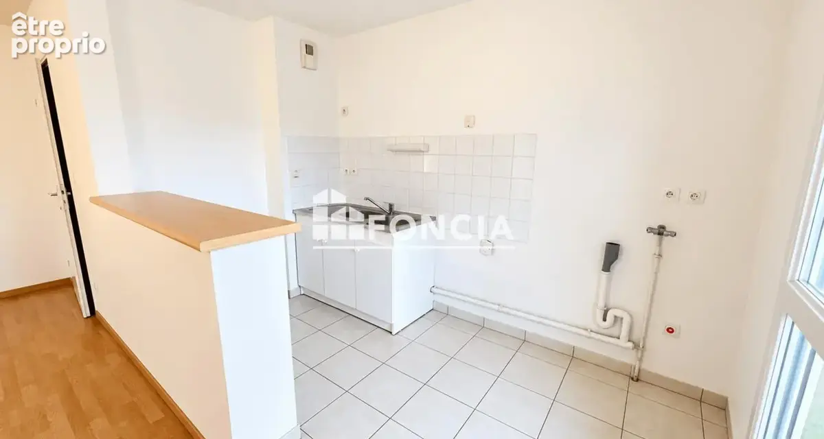Appartement T4 de 86 m² – Deux grands balcons plein sud – Sans vis-à-vis – Proche tramway - photo 6