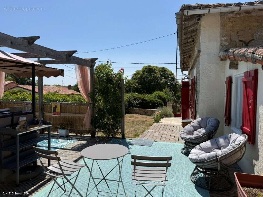 Charmante Maison de Plain Pied Avec Terrain, au Calme - photo 15