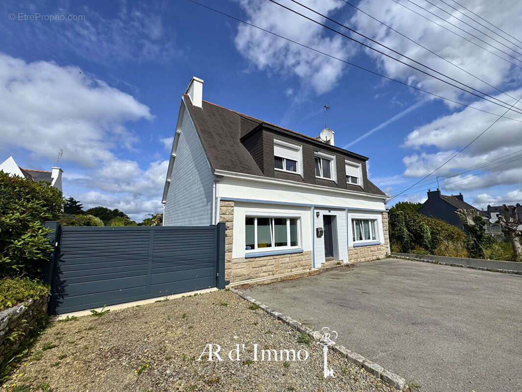 Maison rénovée 5 chambres sur grand terrain et sous-sol - photo 16