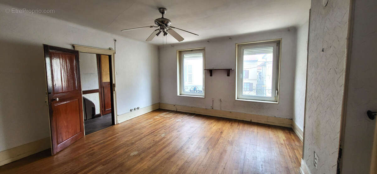 Maison à ARS-SUR-MOSELLE