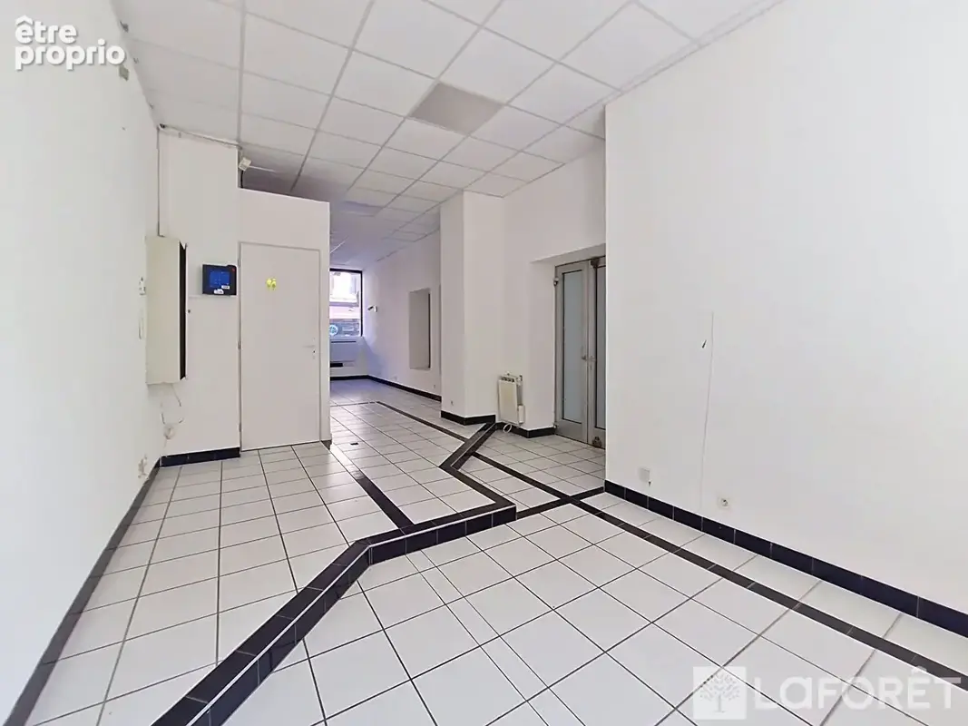 Local commercial Montbeliard - photo 3