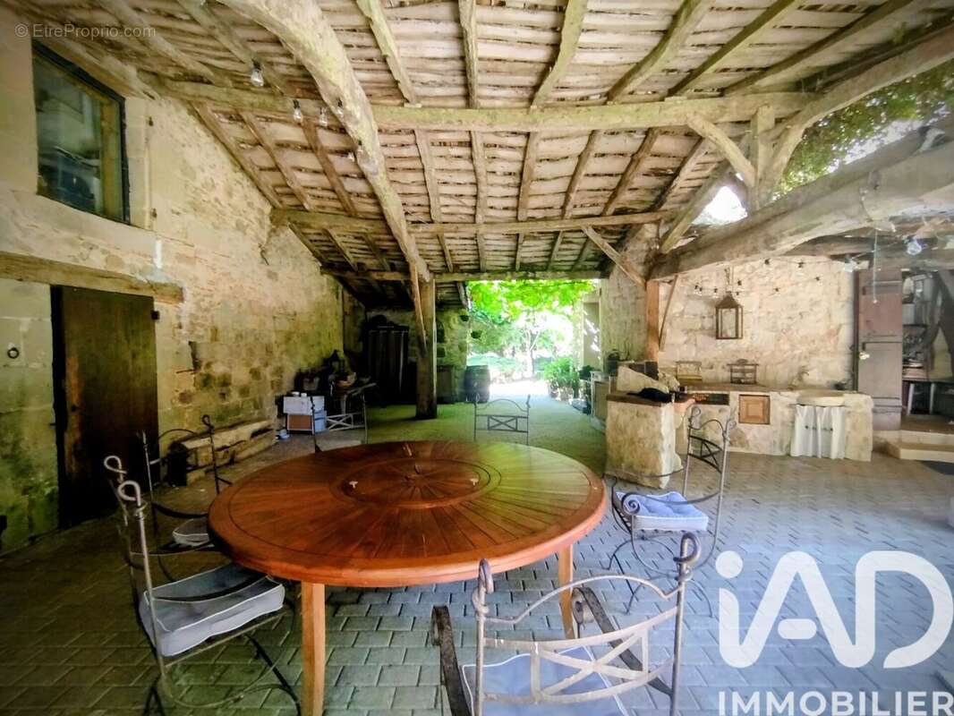 Maison 400 m² à Grateloup-Saint-Gayrand  - photo 5