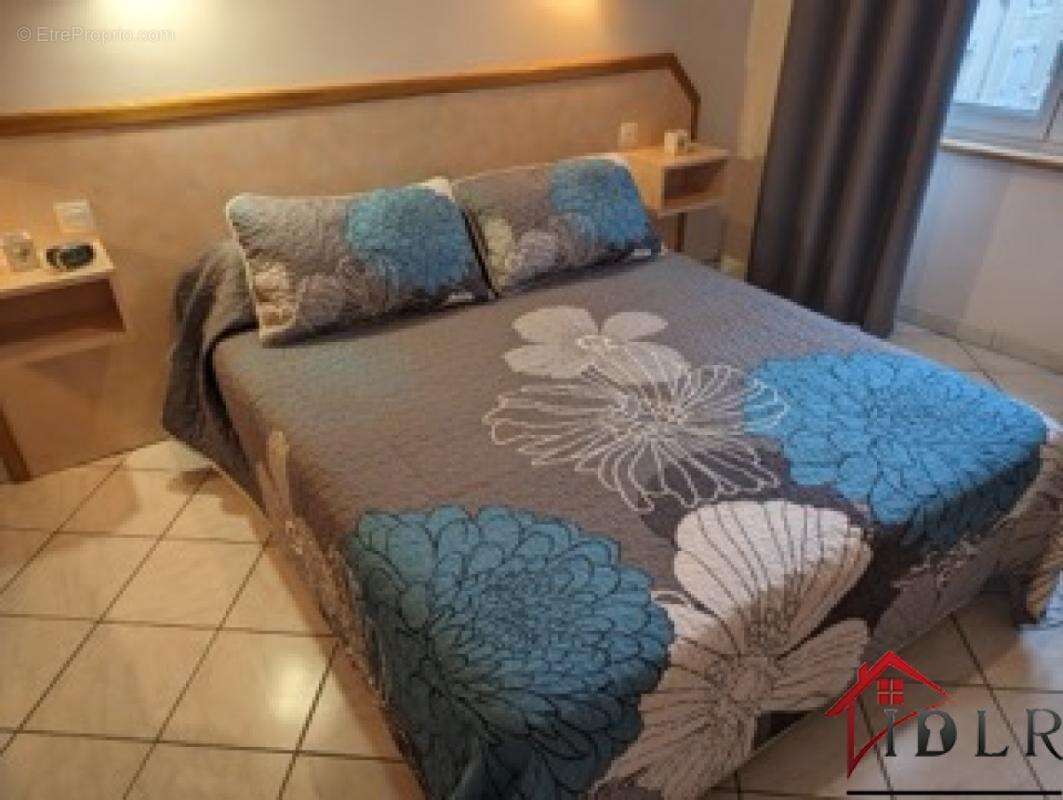 Immeuble de prestige de 106 m2 habitables proche thermes et - photo 4