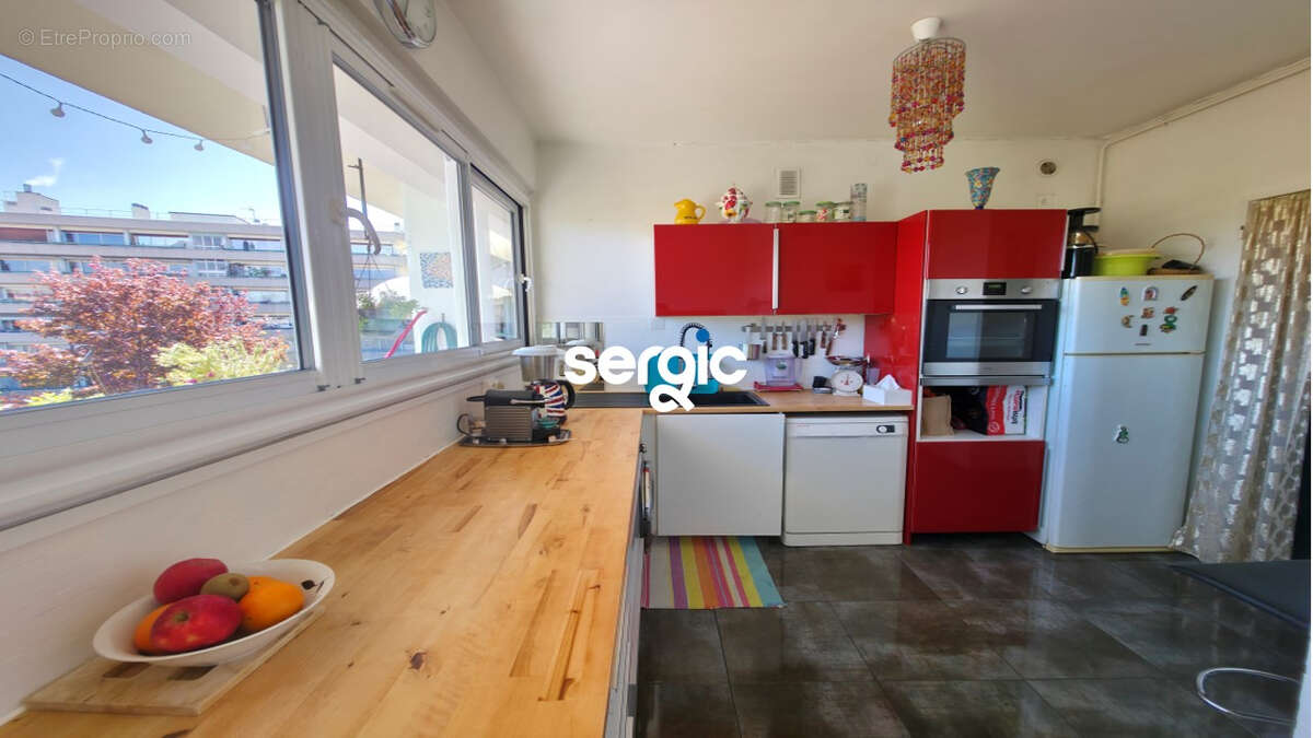 Appartement à CHATENAY-MALABRY