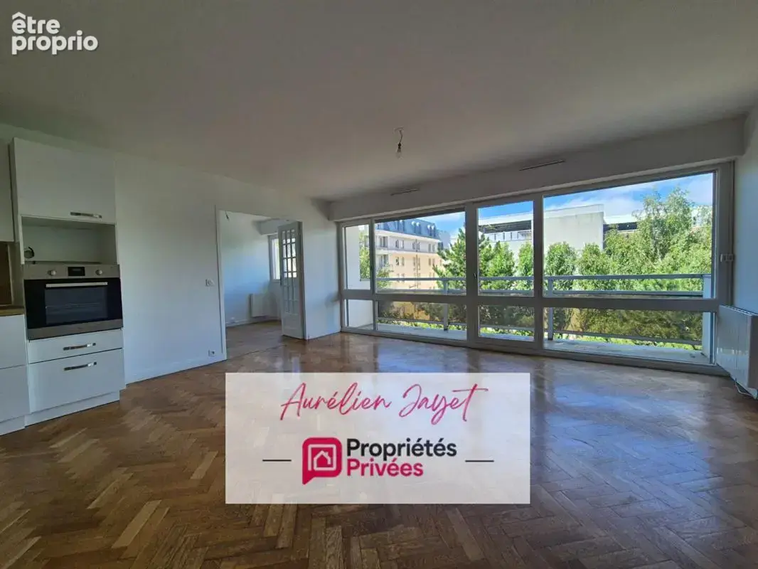 secteur Université Gare, Appartement 96 m²  4 chambres, parking - photo 4