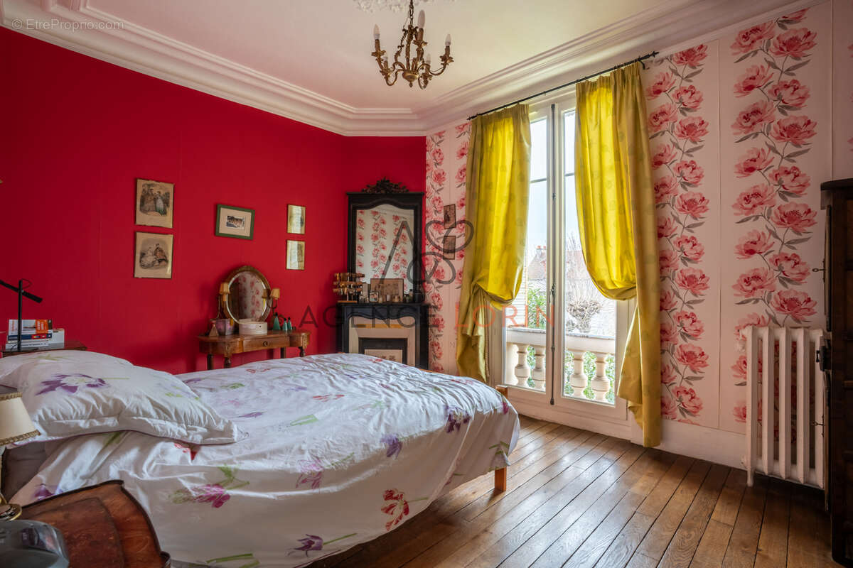 Maison à LE VESINET
