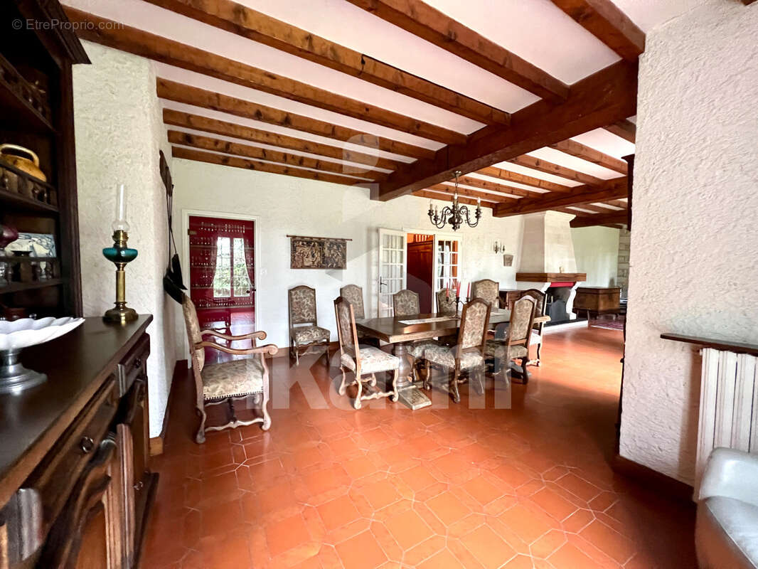 Maison à SIGOULES