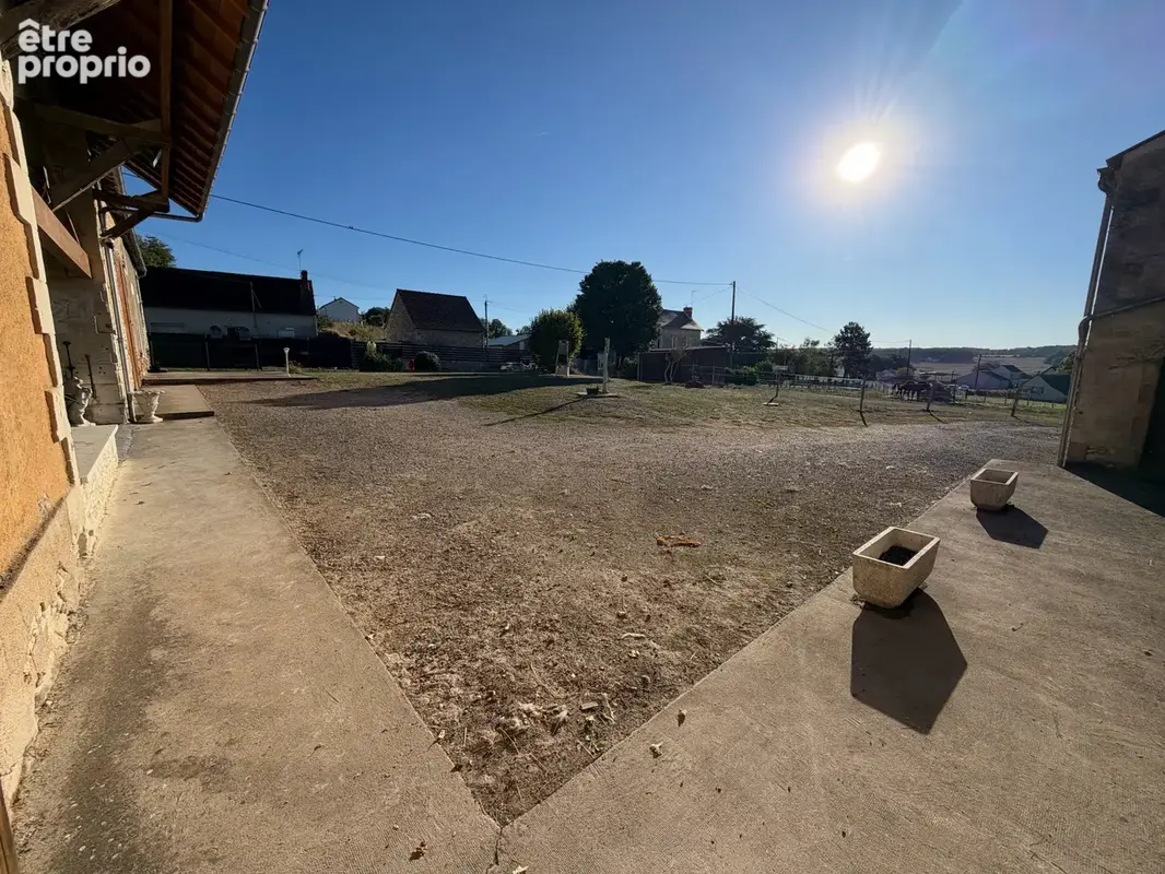 FERMETTE RENOVEE avec 1,4 hectare de terrain - photo 15