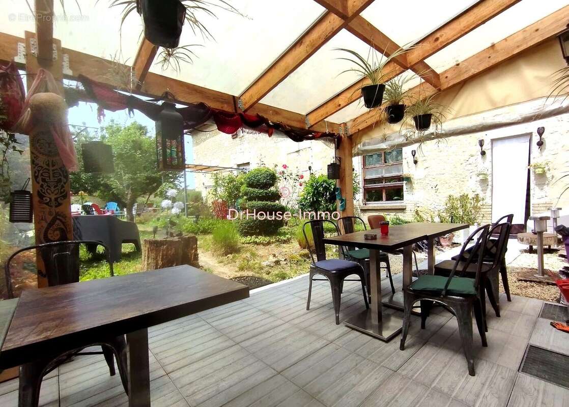 Maison 309 m² à Loudun  - photo 12