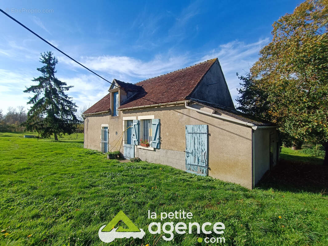 Maison à JUSSY-LE-CHAUDRIER