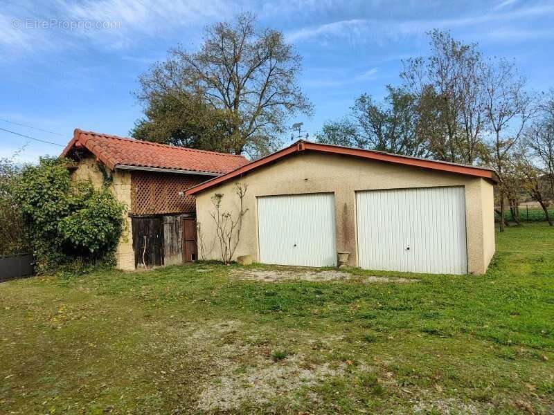 Maison à CASTELNAU-MAGNOAC