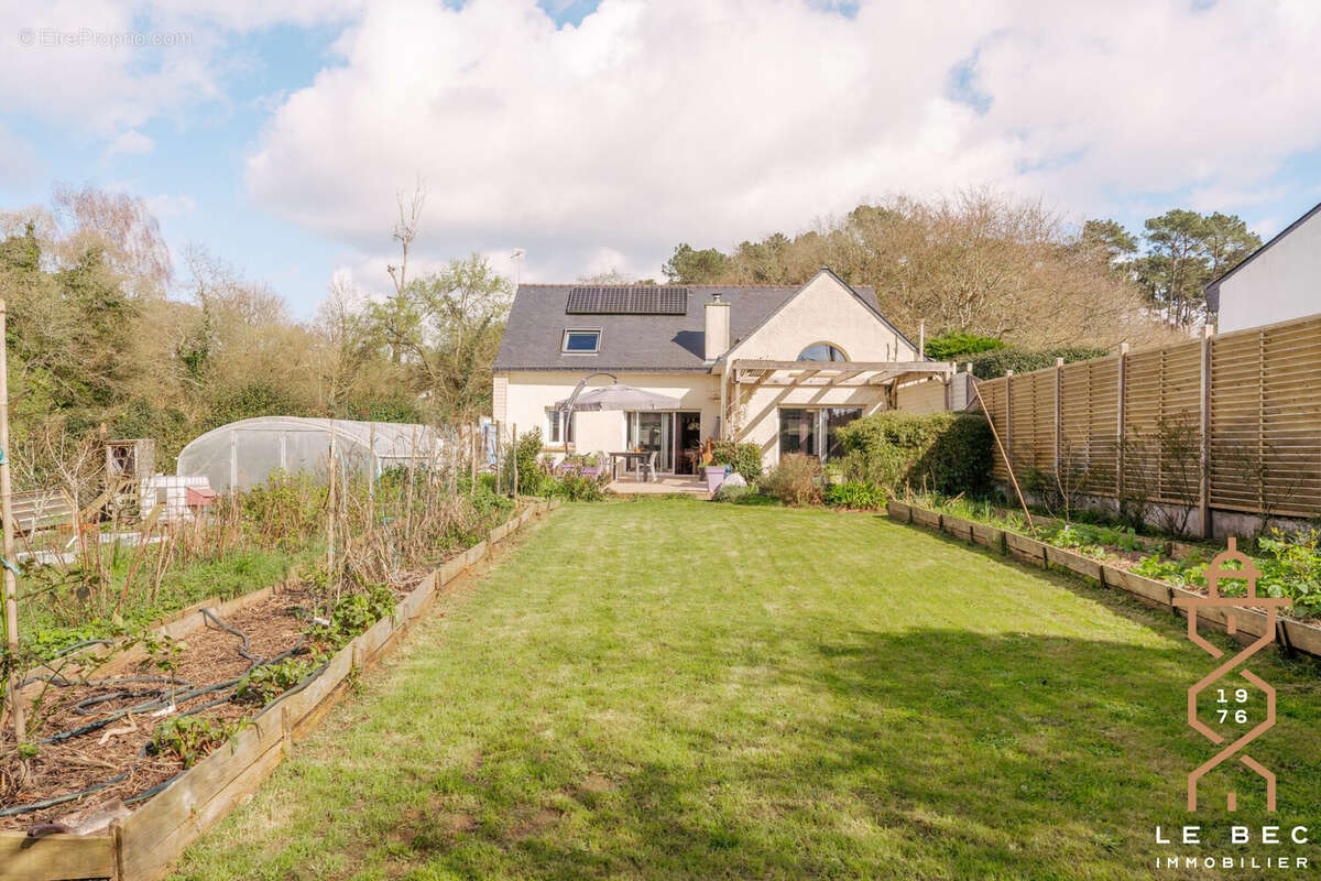 Maison à LOCOAL-MENDON