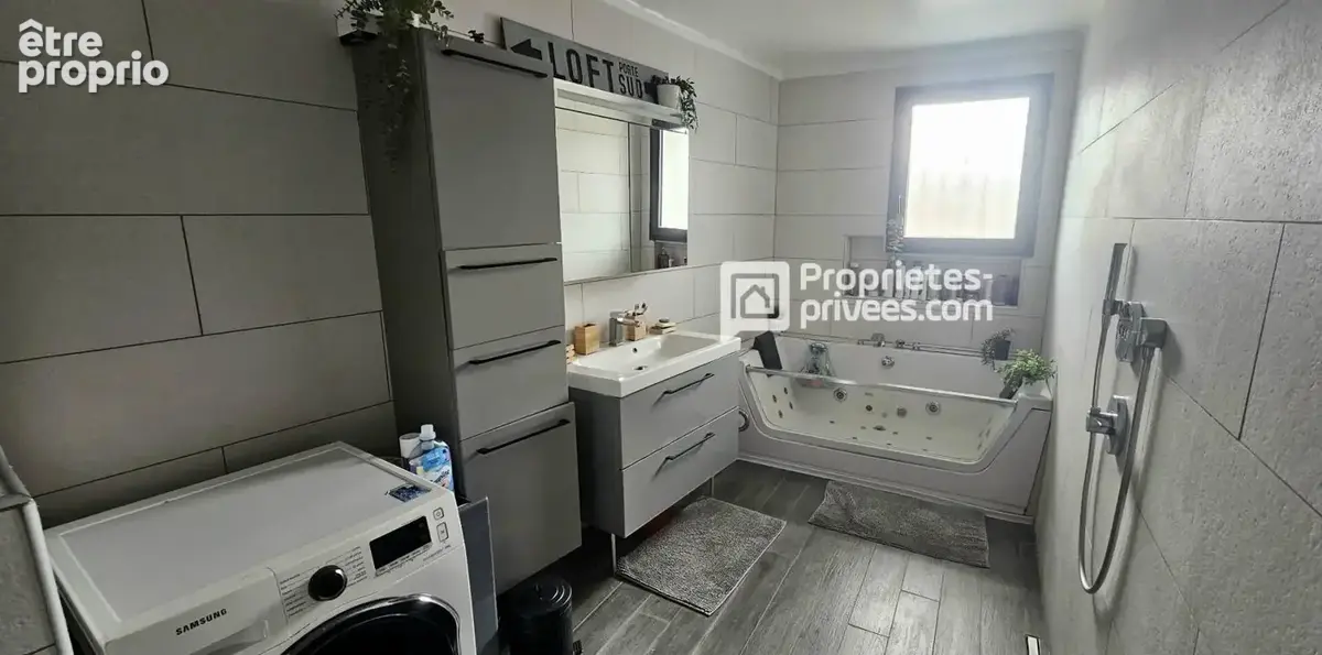 Maison Saint Laurent De La Salanque de 180 m2 divisée en deux appartements - photo 13