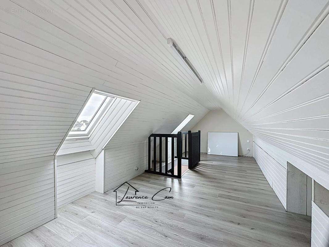 Maison à PLOUGUERNEAU