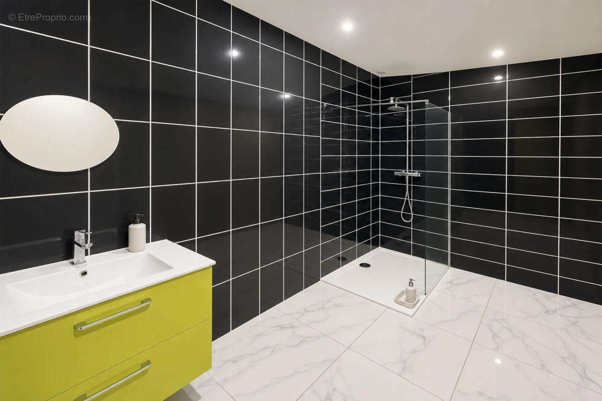 2 Maisons 1) 13 pièces de 476 m²
 2)58 m2 indépendante Cagnotte - photo 14