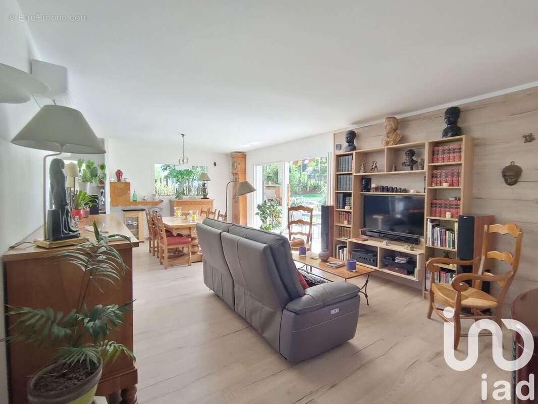 Photo 5 - Maison à ORNOLAC-USSAT-LES-BAINS