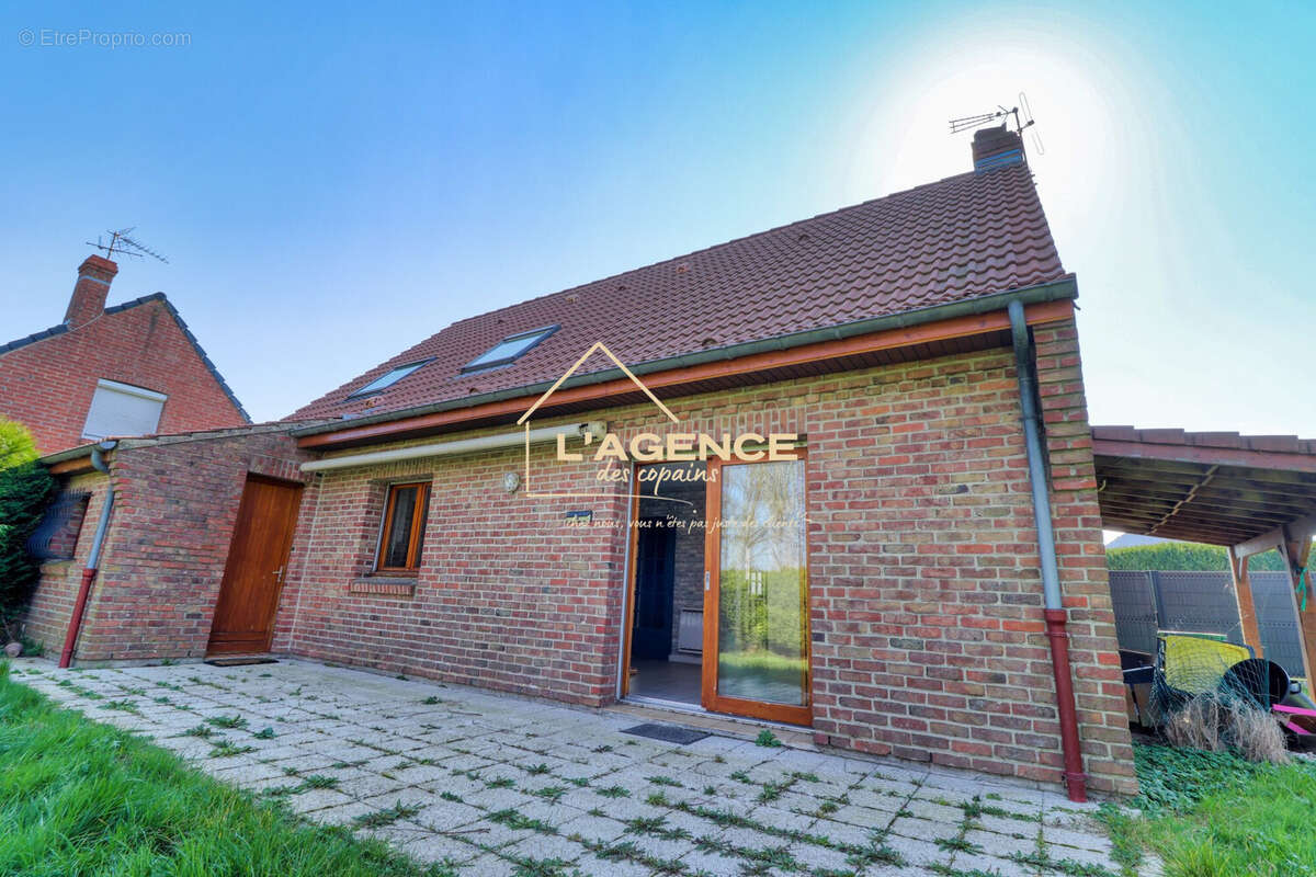 Maison à HAZEBROUCK