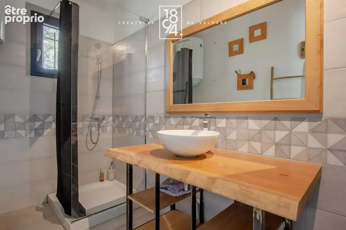Maison familiale avec dépendance à la bastidonne - photo 22