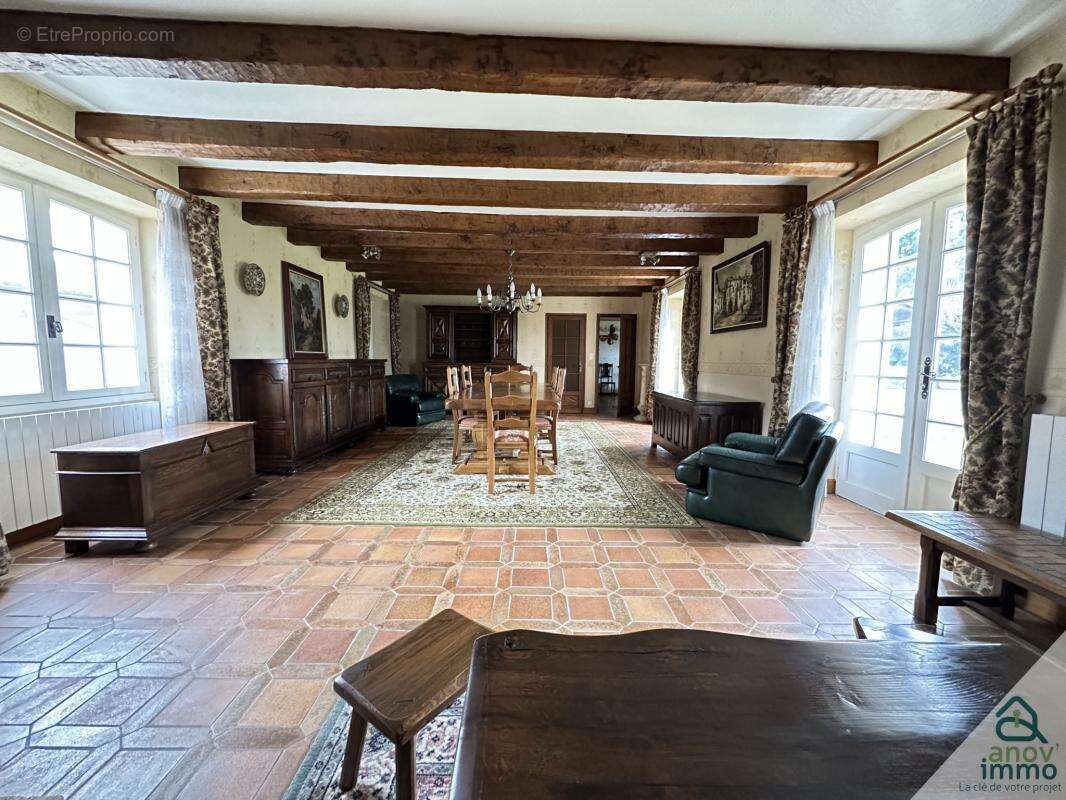 Maison à LA ROCHEFOUCAULD