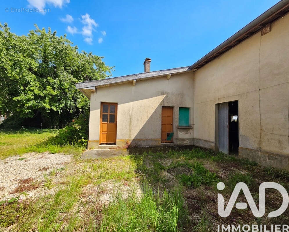 Photo 6 - Maison à GIFFAUMONT-CHAMPAUBERT