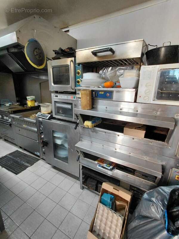 Maison à SAINT-YRIEIX-LA-PERCHE