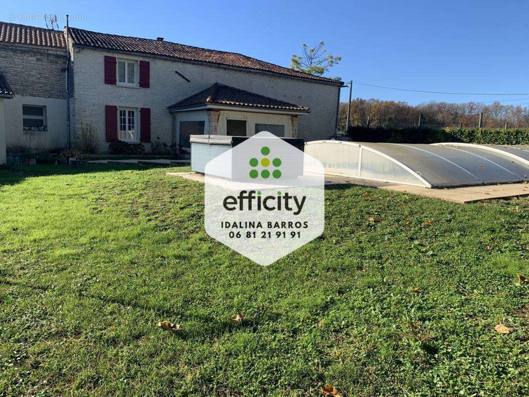 Maison à ROMAZIERES